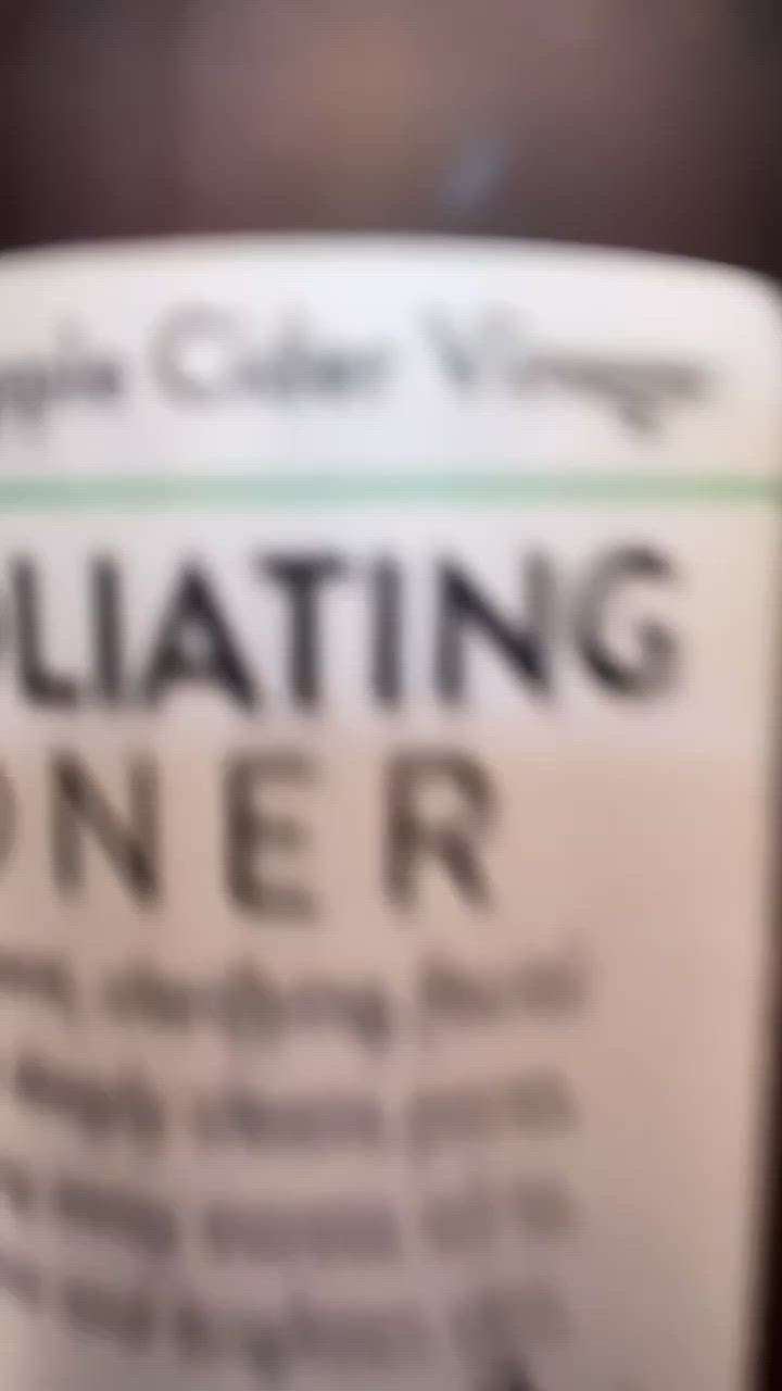 How to use video for the Neeml Naturals Glycolic and Apple Cider Vinegar Exfolating Toner